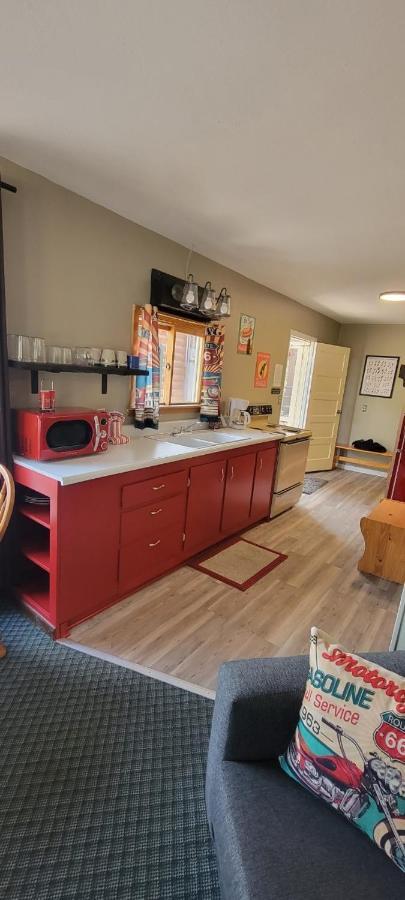 Swiftcurrent Inn Estes Park